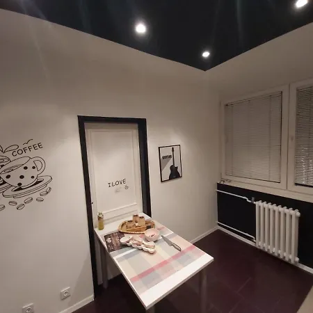 Apartman-centar *