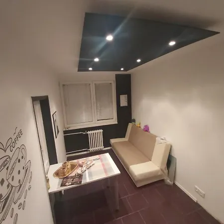 アパート Apartman-centar *